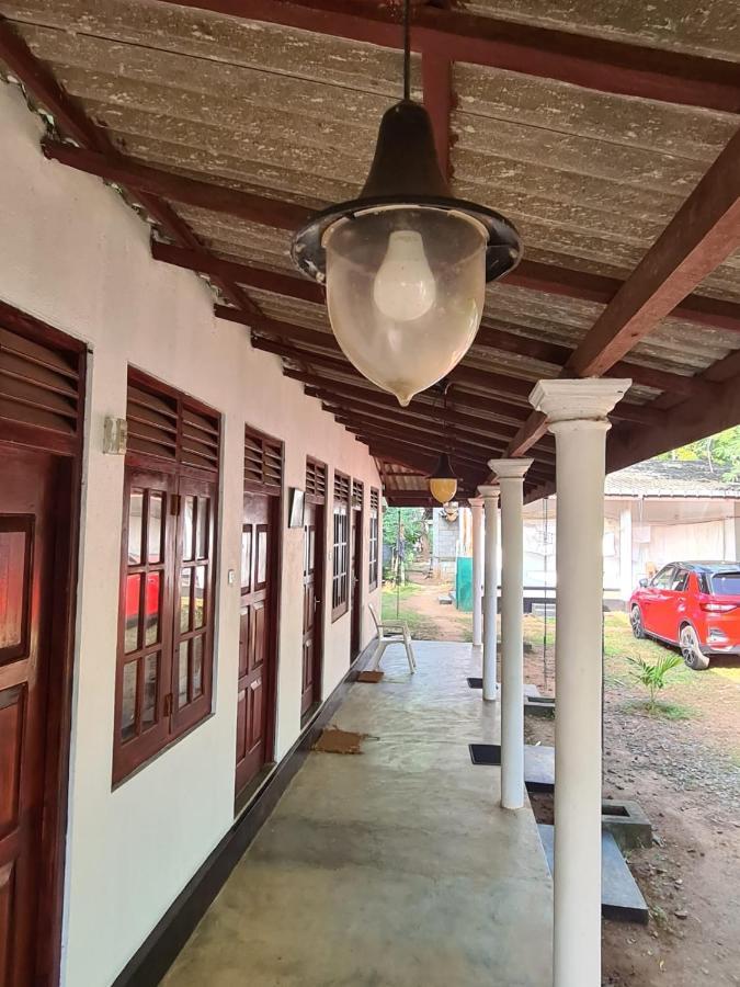 Hotel Katagamuwa Rest Kataragama Exterior foto